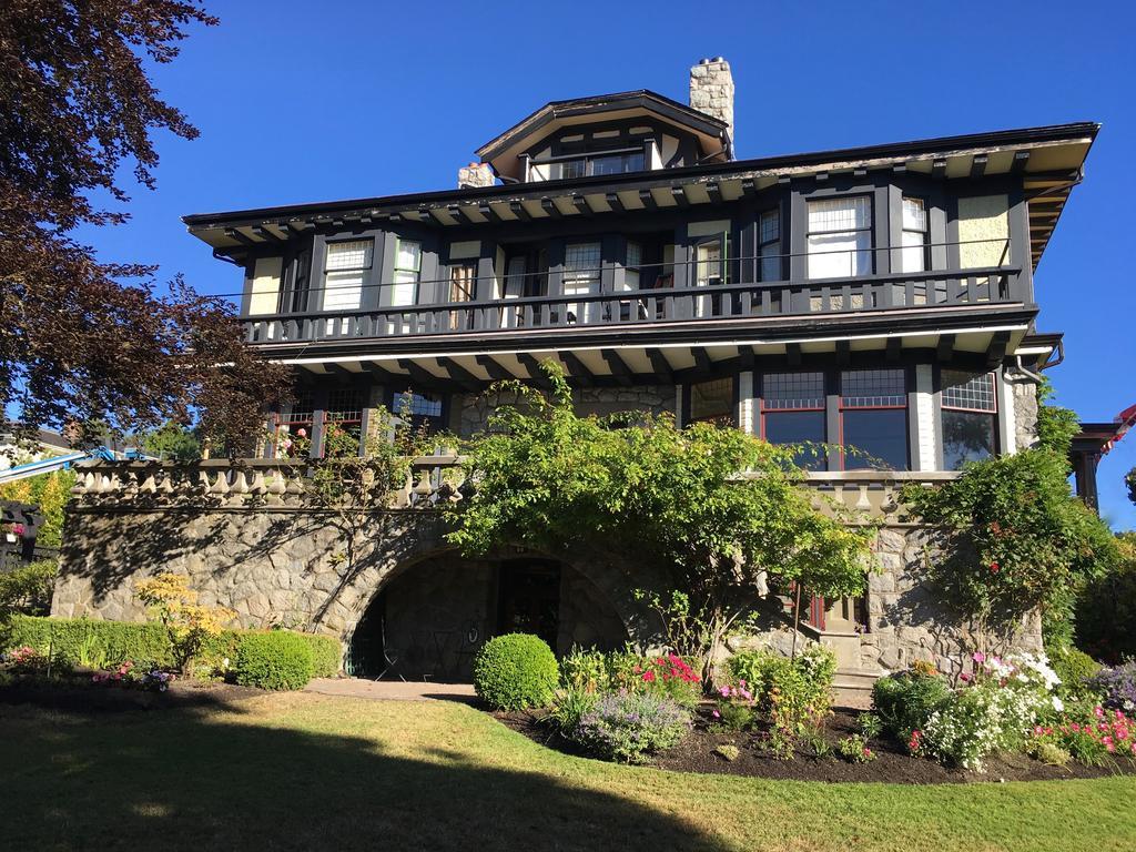 Prior Castle Inn Вікторія Екстер'єр фото